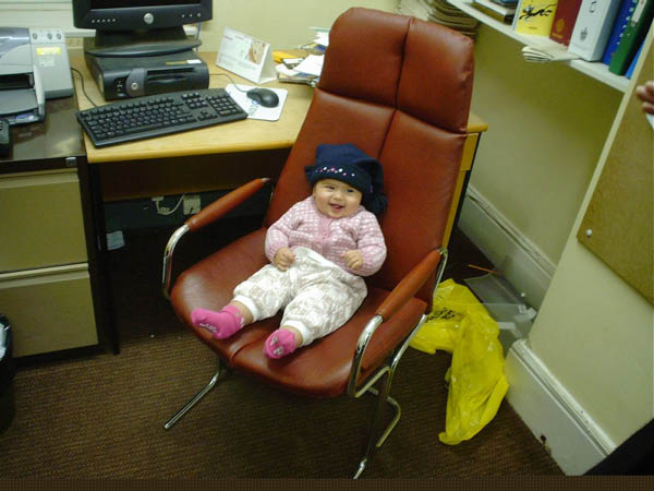 Sasha_in_Dada's_office40053a790